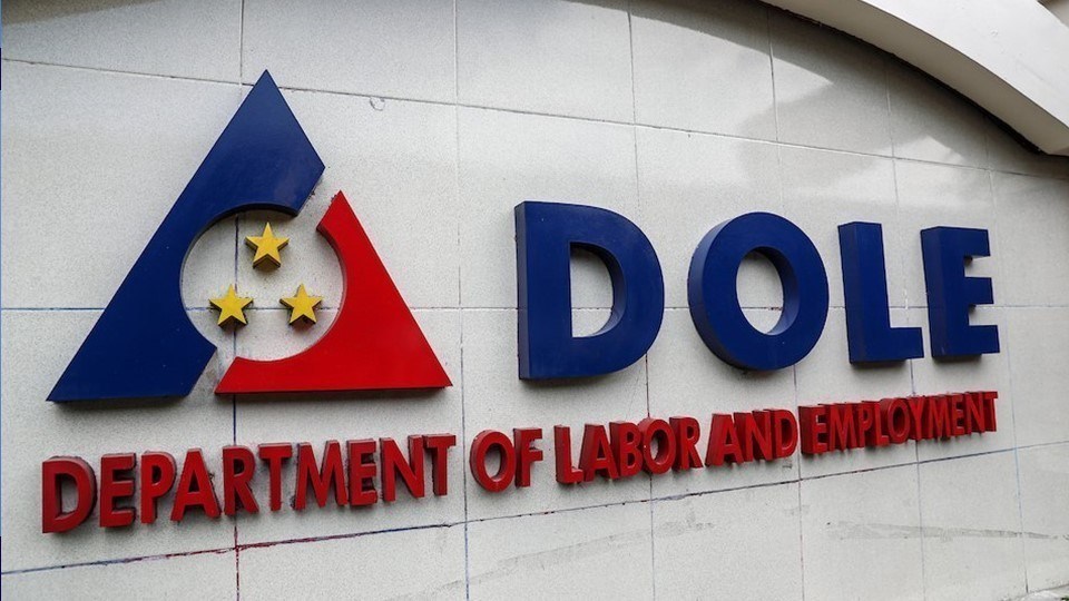 35 hour Work Week Para Sa Private Sector Workers Ibinasura Ng DOLE RMN Networks 35 hour work week para sa private sector workers ibinasura ng dole rmn networks