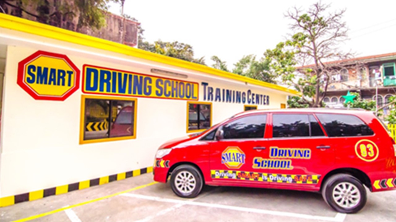 Pagtakda ng price ceiling sa singil ng mga driving schools, epektibo na ngayong araw RMN Networks