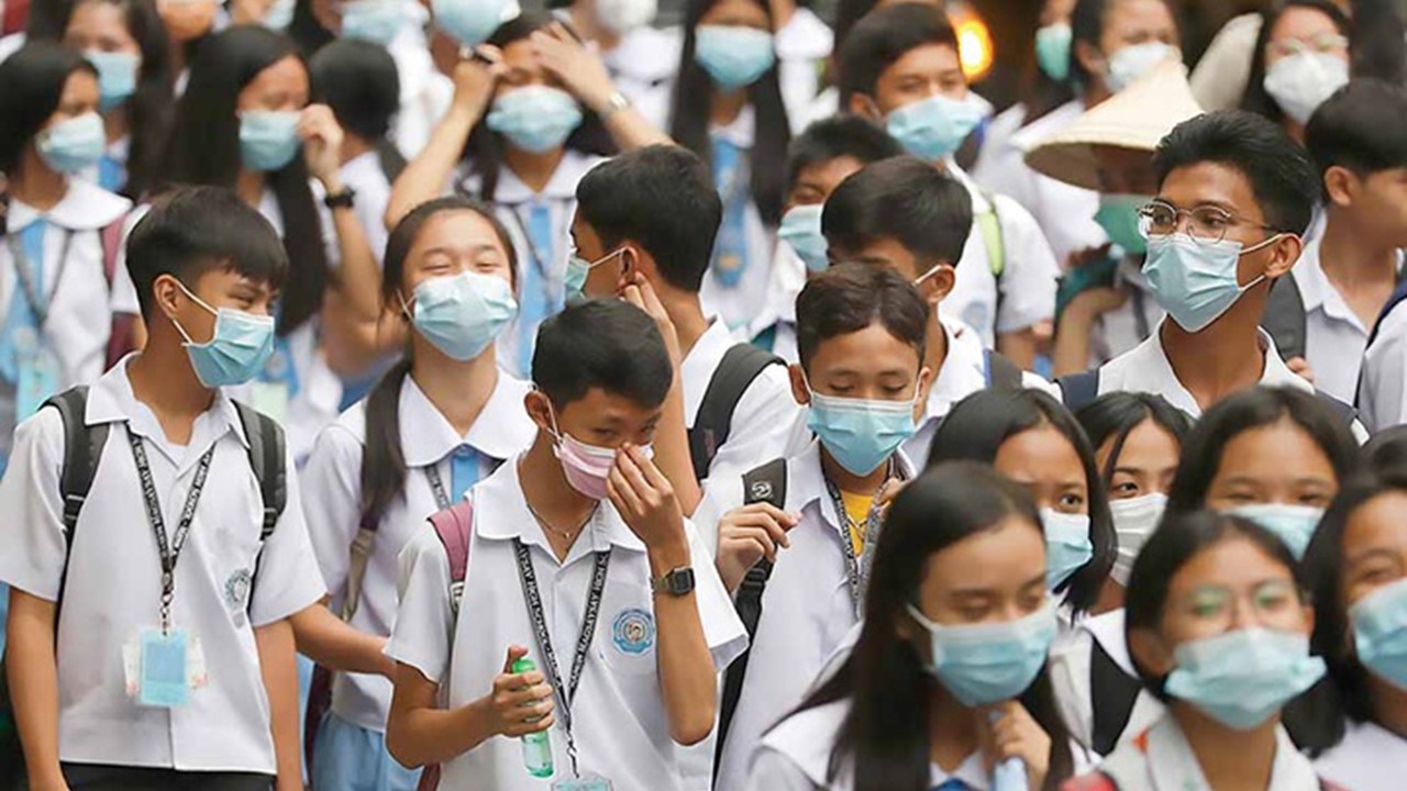 K+10+2 education system, hiniling ng isang senador na pagaralan munang