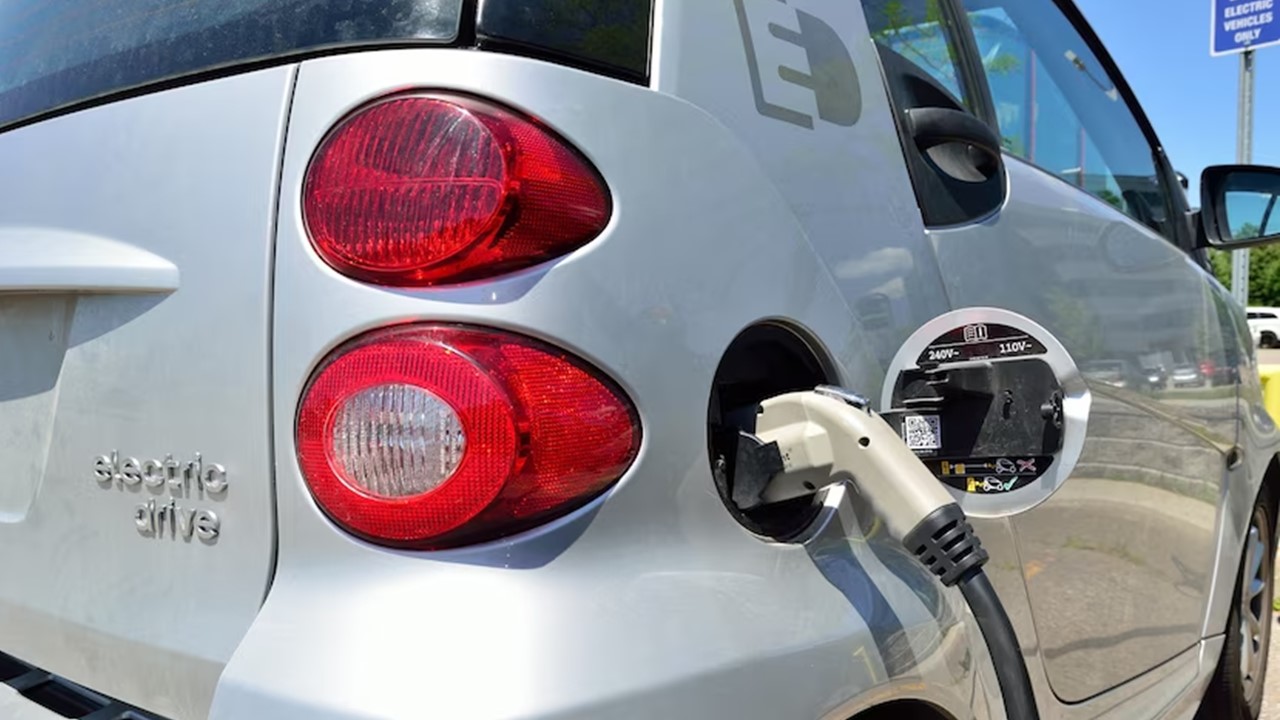 DOF Pagpapalakas sa Electric Vehicle Incentive program, makakatulong