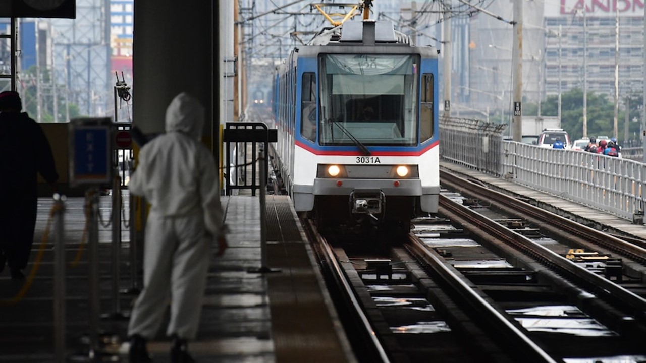 MRT-3, May Handog Na Libreng Sakay Sa Araw Ng Kalayaan - RMN Networks